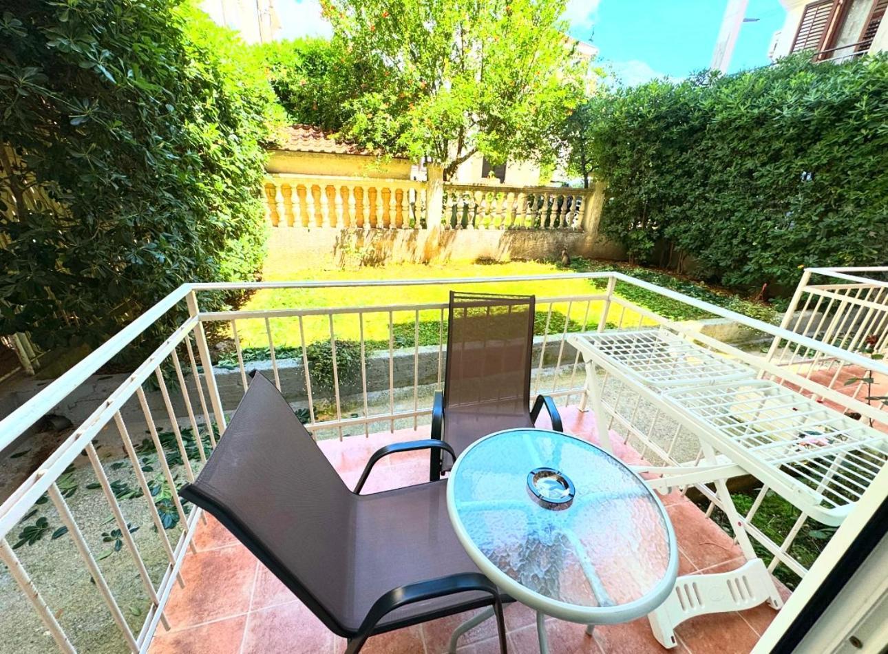 בודווה Guesthouse Mb Knezevic מראה חיצוני תמונה