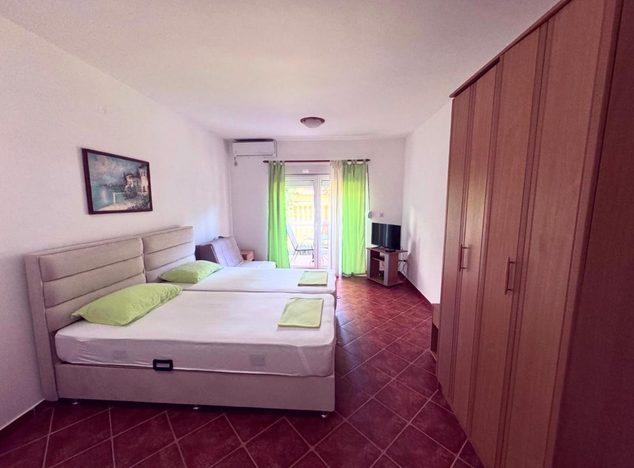 בודווה Guesthouse Mb Knezevic מראה חיצוני תמונה