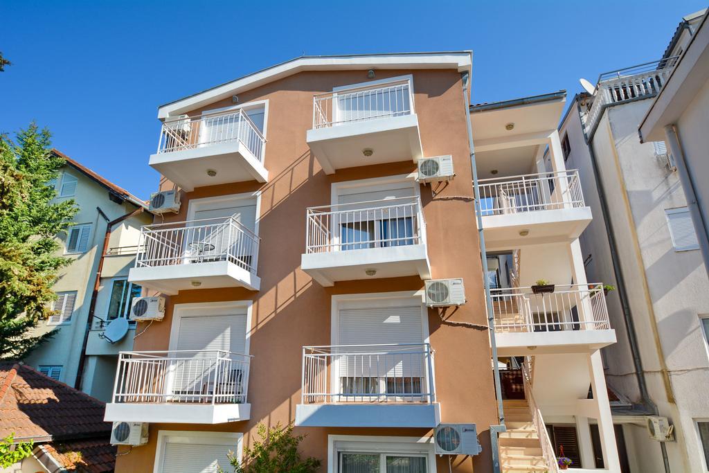 בודווה Guesthouse Mb Knezevic מראה חיצוני תמונה