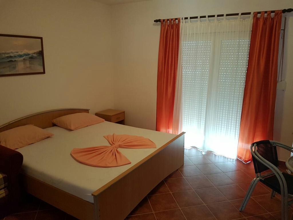 בודווה Guesthouse Mb Knezevic מראה חיצוני תמונה